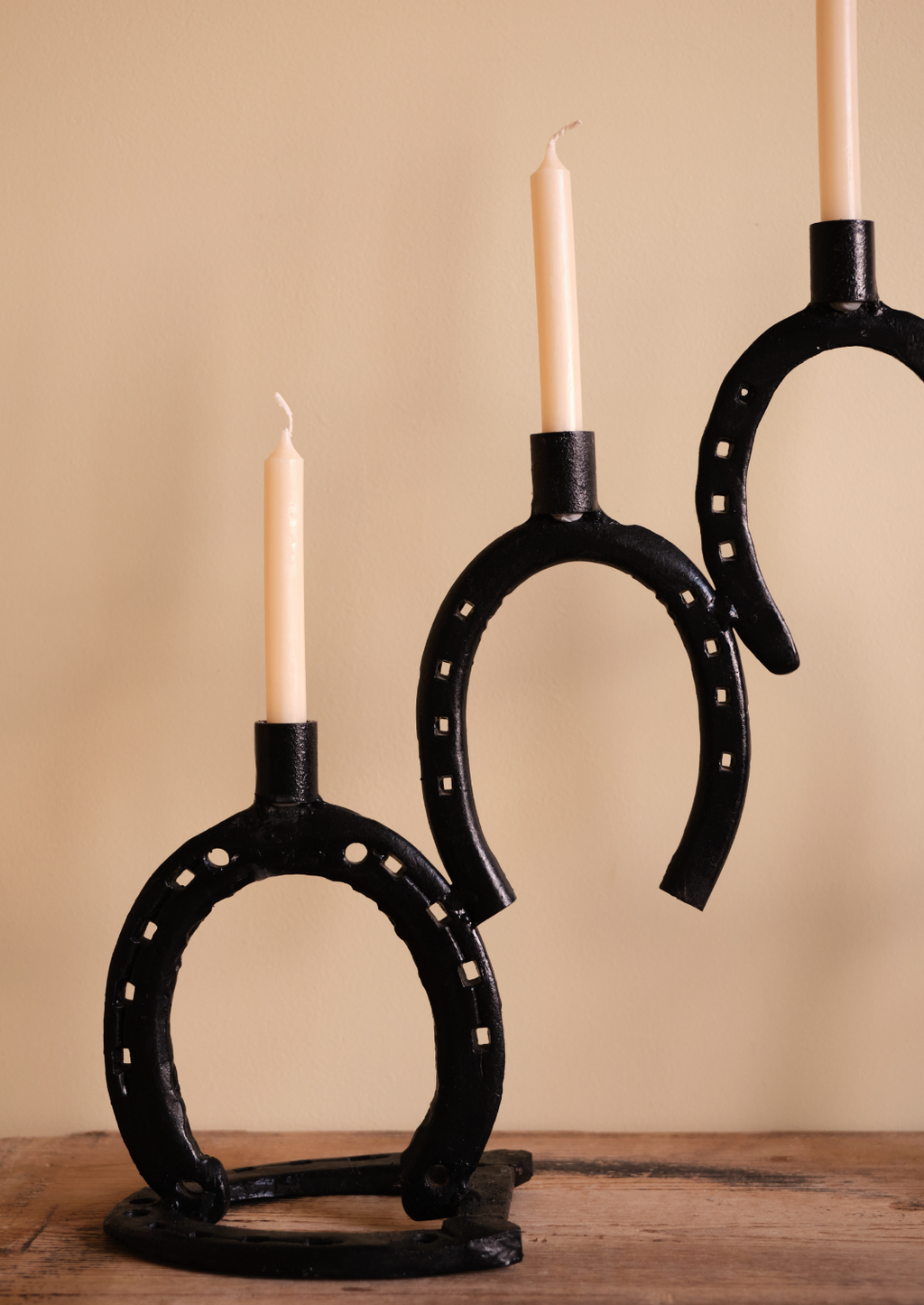 Horseshoes Candle Stick