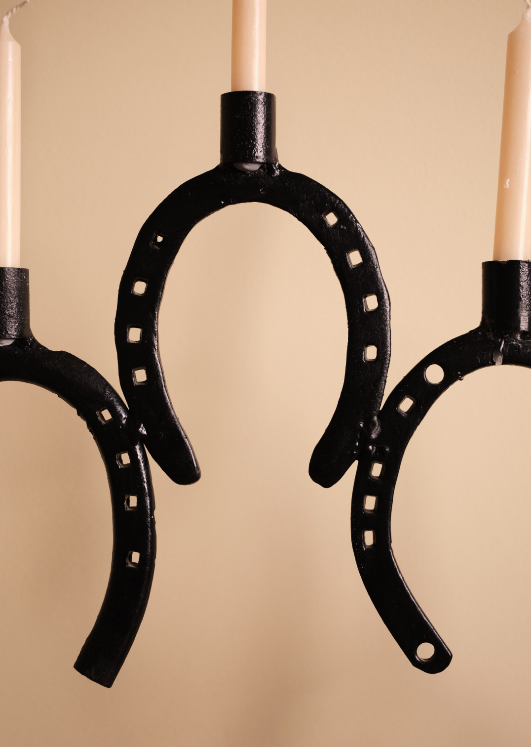 Horseshoes Candle Stick