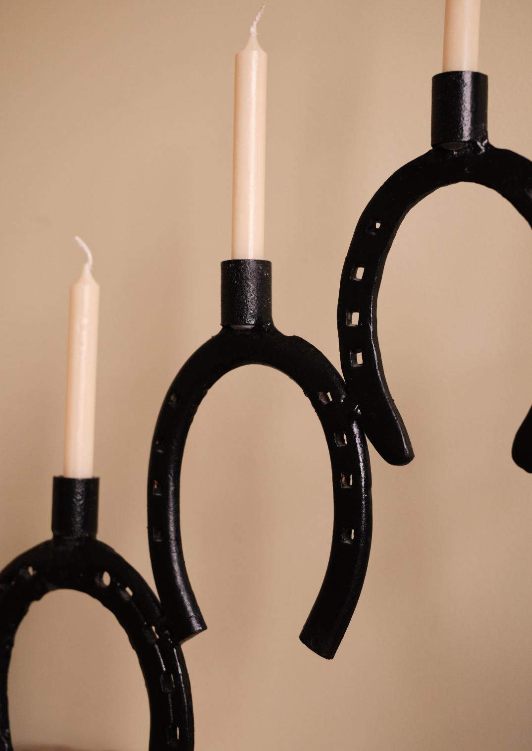 Horseshoes Candle Stick