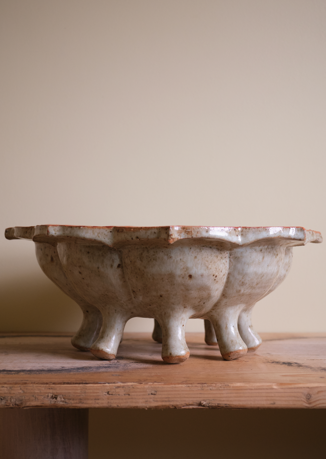x speckled large stoneware footed bowl