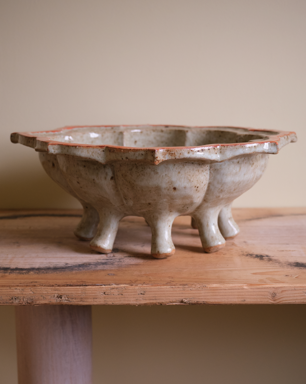 x speckled large stoneware footed bowl
