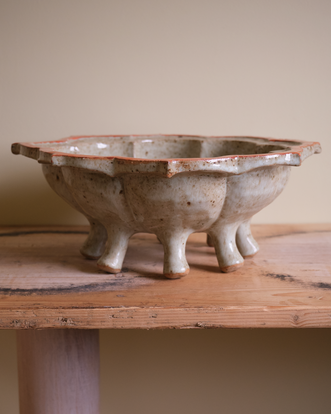 x speckled large stoneware footed bowl