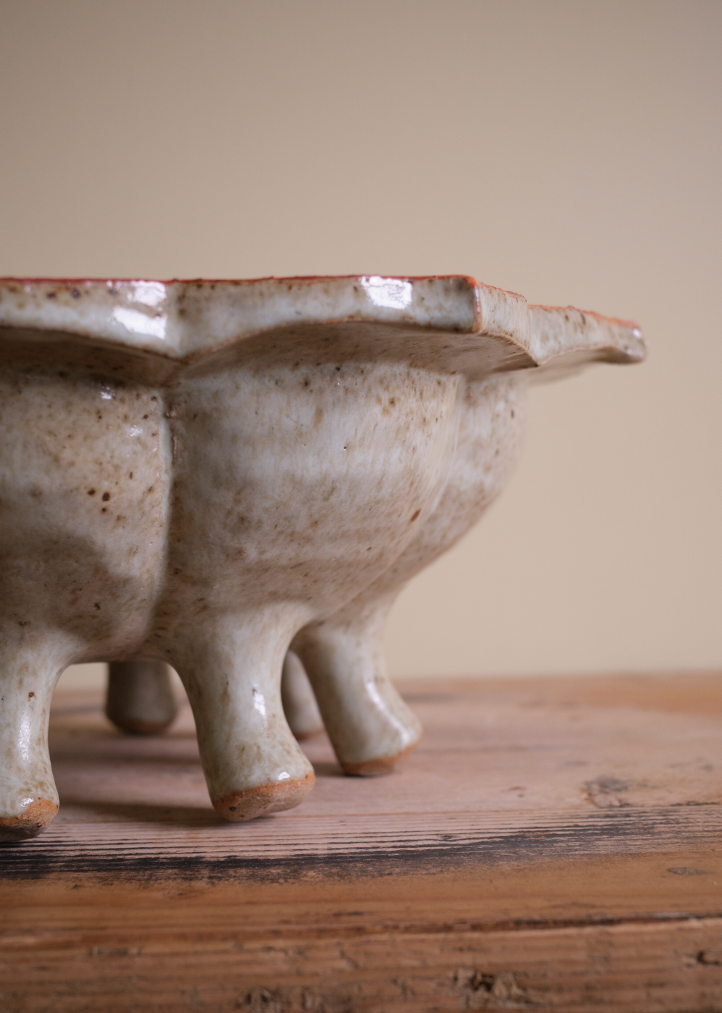 x speckled large stoneware footed bowl