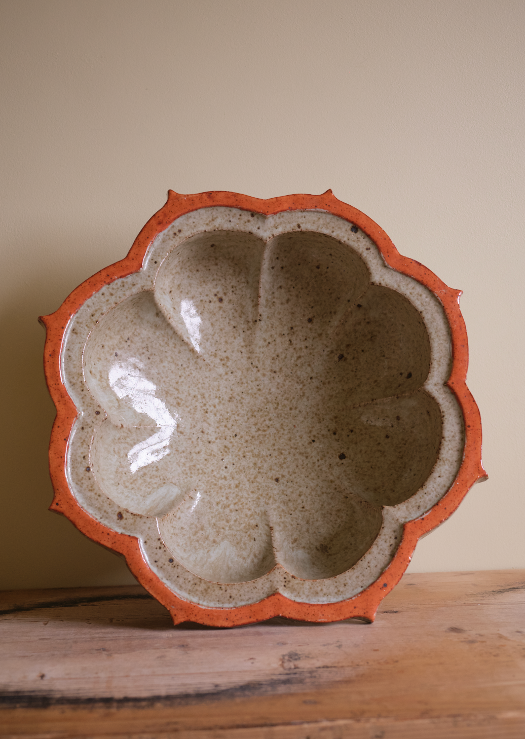 x speckled large stoneware footed bowl