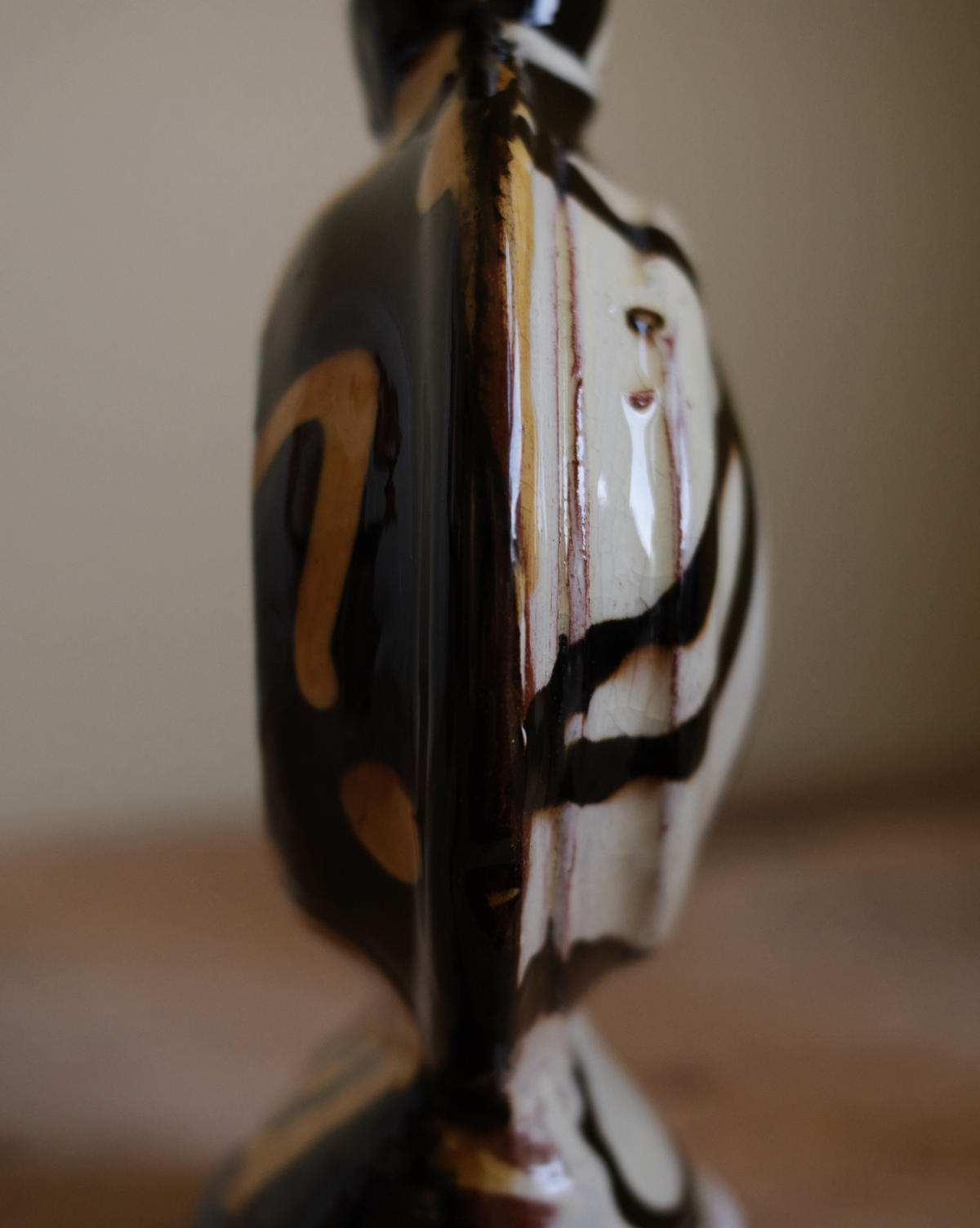 X DYLAN BOWEN slip decorated earthenware bottle