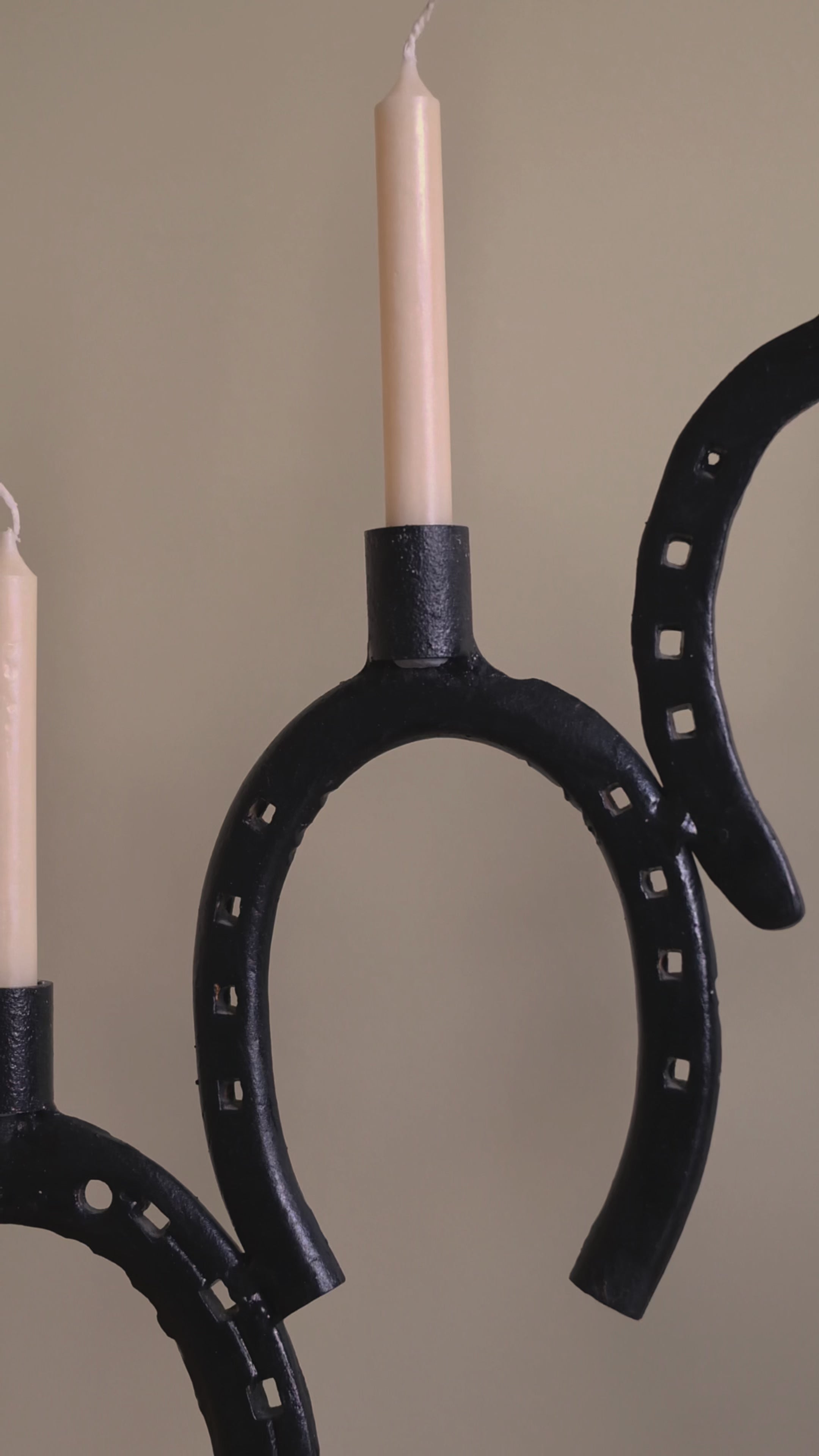 Horseshoes Candle Stick